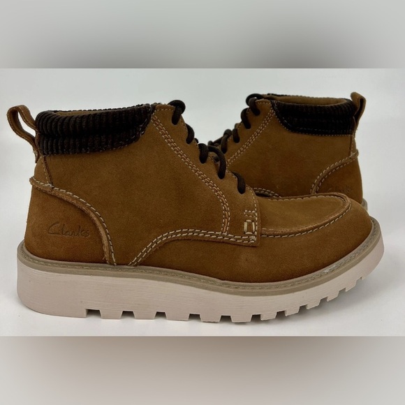 Clarks Other - Clarks Men's Brown Chukka Boots 7 1/2